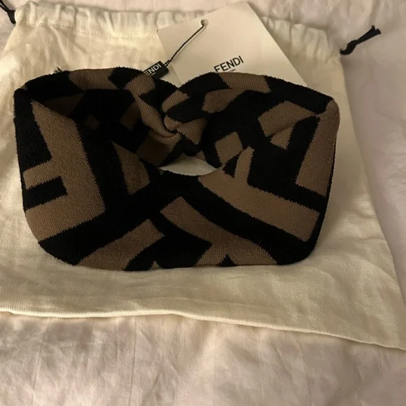 Fendi Black and Brown Logo Headband - Picture 7 of 10